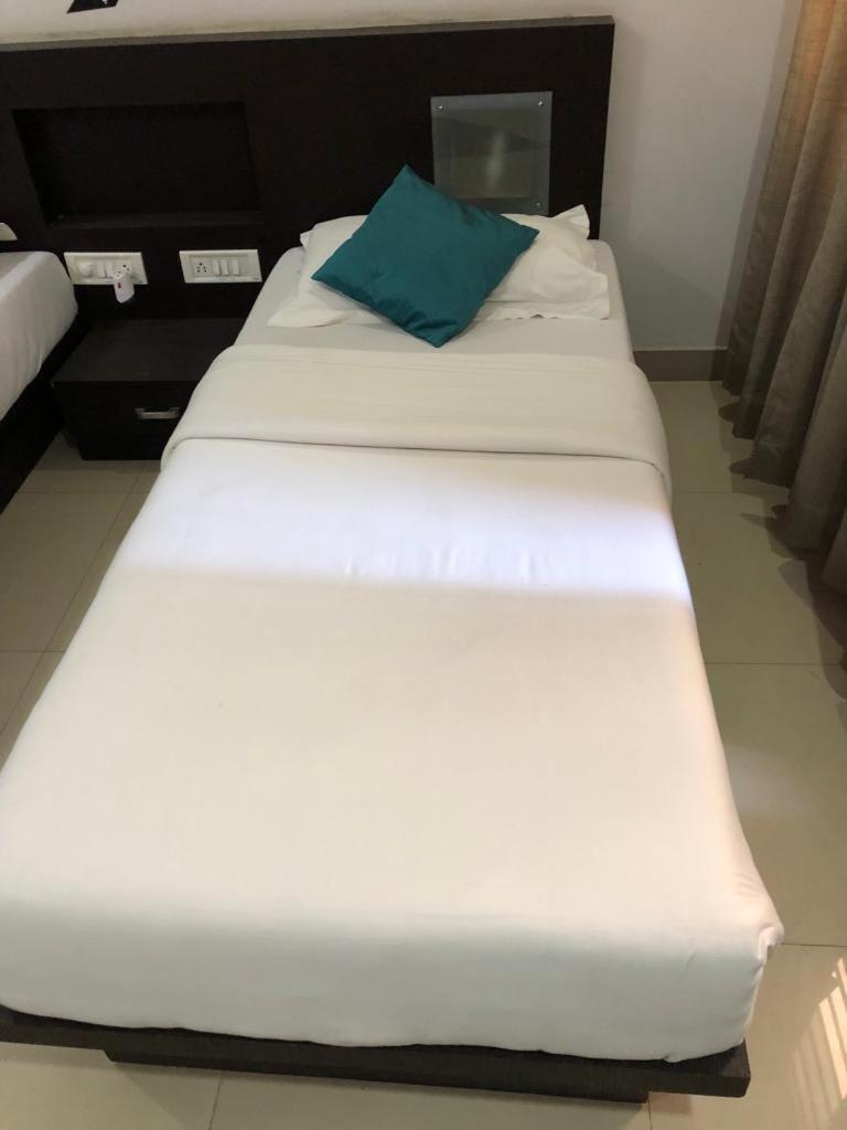 Aston Service Apartment Bangalore Exterior foto
